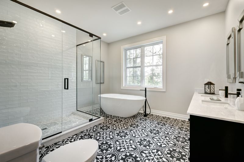 Shower-Tub Combo for Small Spaces